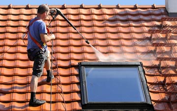 roof cleaning Bygrave, Hertfordshire